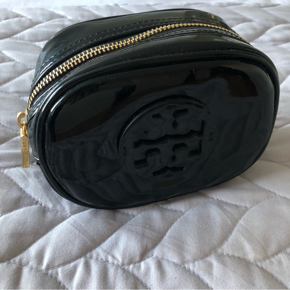 Tory Burch Patent Leather Cosmetic Bag Black - Picture 2 of 9